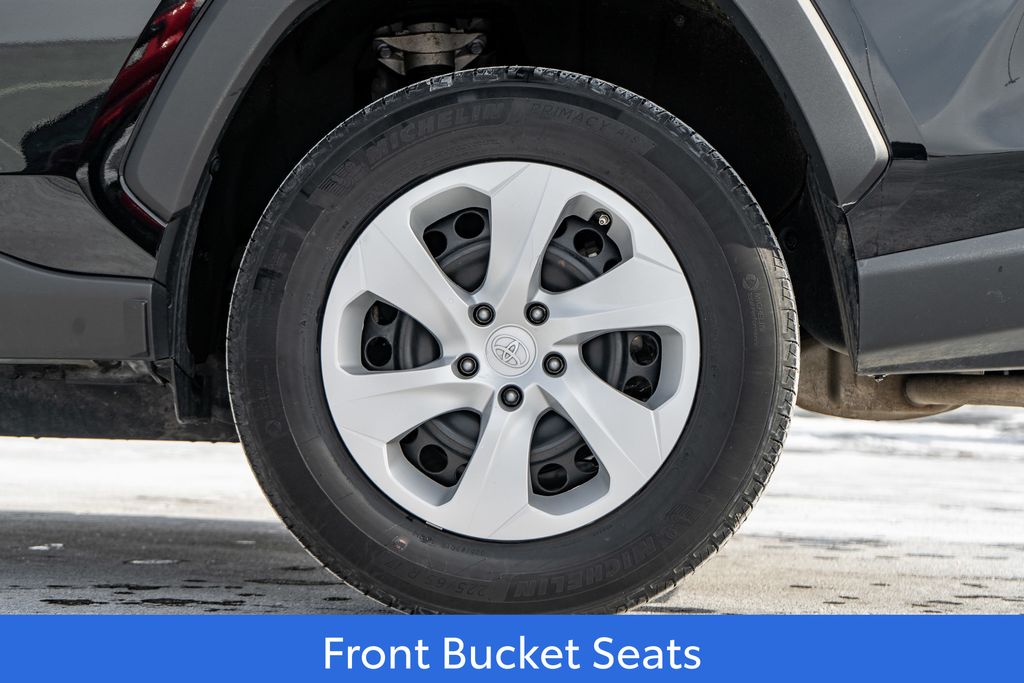 2024 TOYOTA RAV4 - Image 9