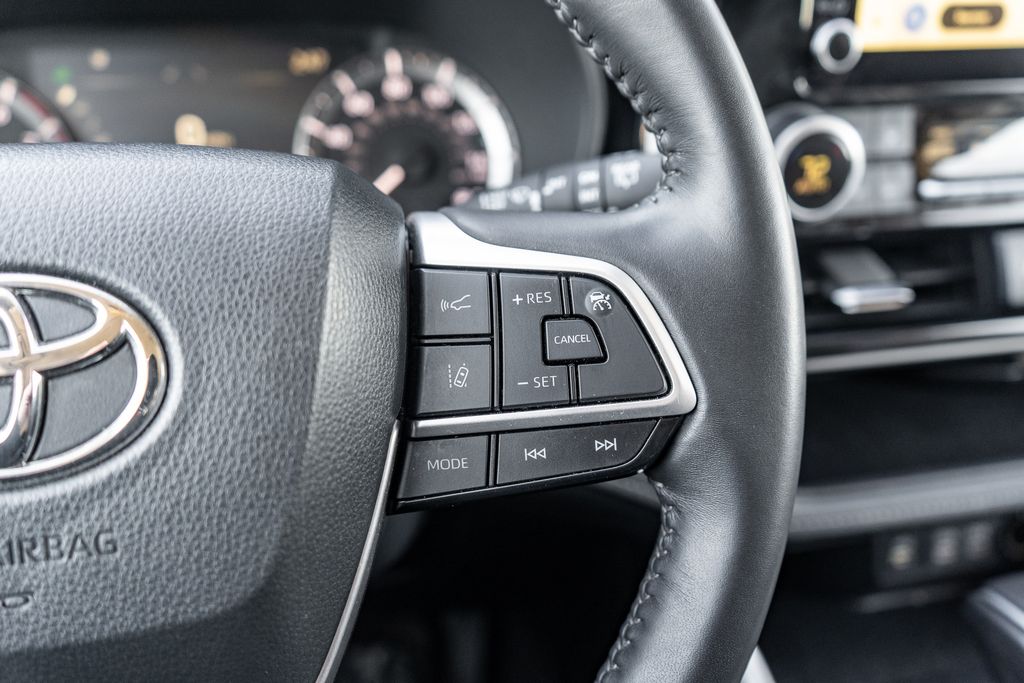 2024 TOYOTA HIGHLANDER - Image 25