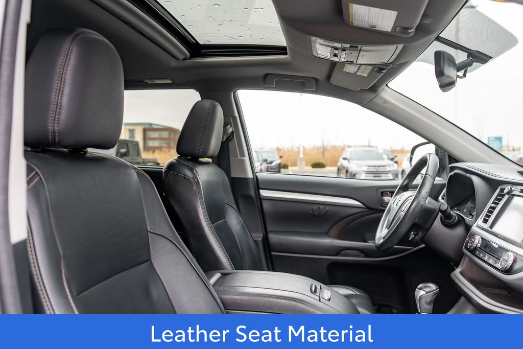 2015 TOYOTA HIGHLANDER - Image 13