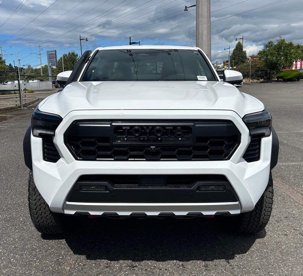 New 2026 Toyota Tacoma i-FORCE MAX Trailhunter 4X4 DBL CAB LB HV