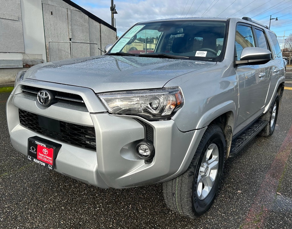 2024 Toyota 4Runner SR5's photo