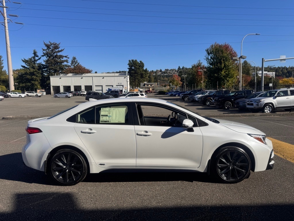 New 2026 Toyota Corolla Hybrid SE AWD SE AWD SEDAN