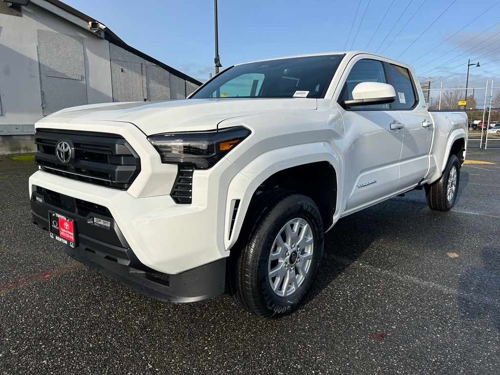 2026 Toyota Tacoma SR5's photo