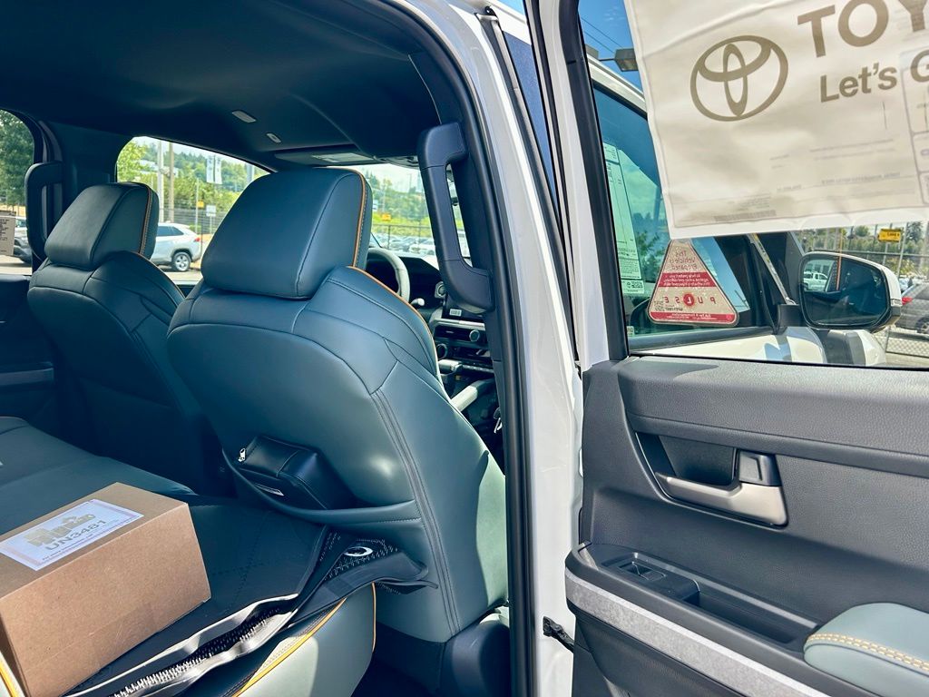 2026 Toyota Tacoma Trailhunter - Photo 13