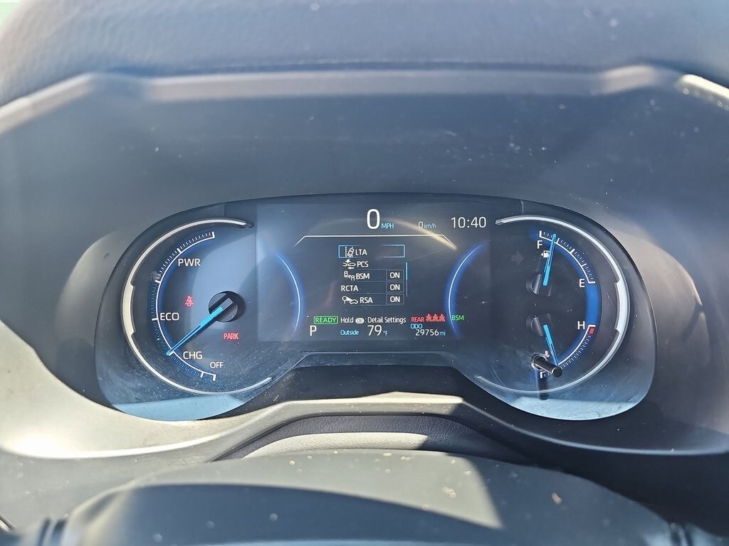 2023 Toyota RAV4 Hybrid LE photo 3