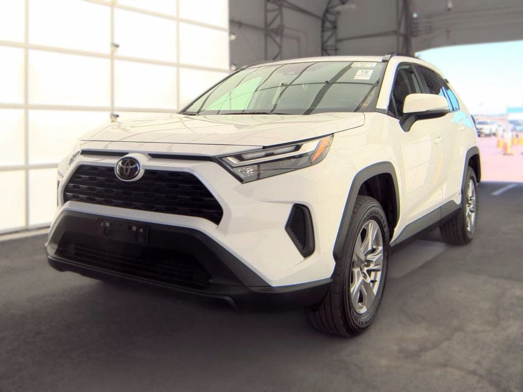 Used 2025 Toyota RAV4 Hybrid XLE SUV