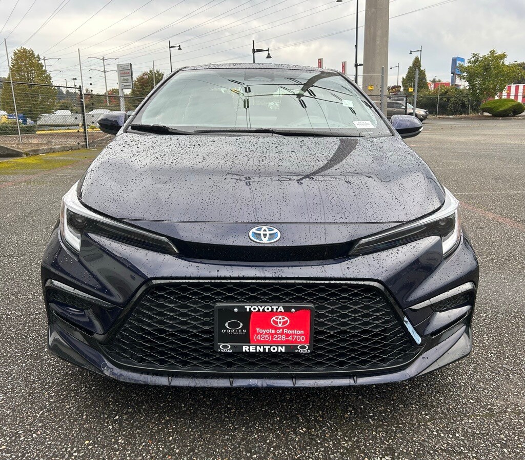 2024 Toyota Corolla Hybrid SE photo 2