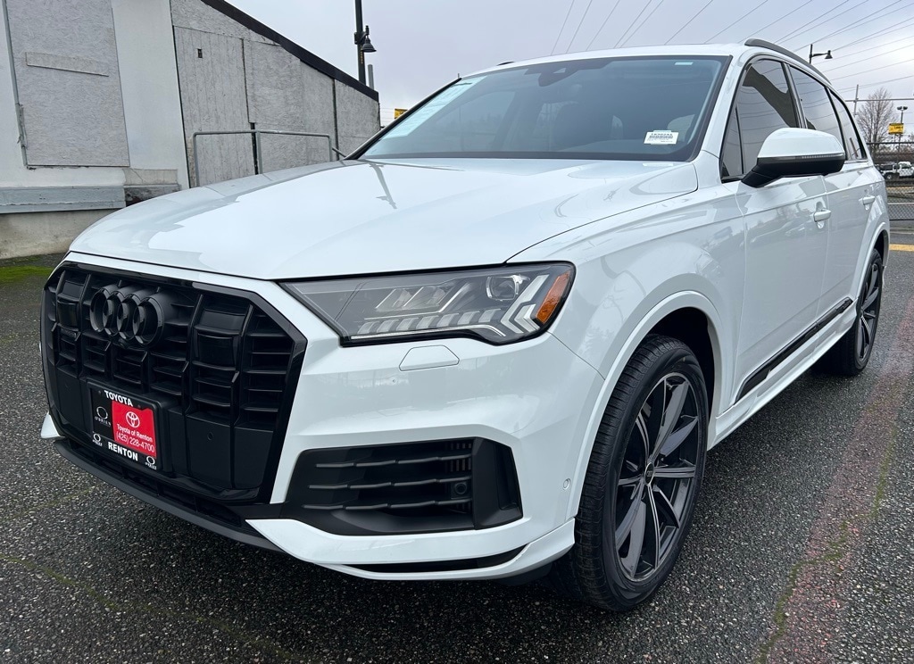 2023 Audi Q7 Premium Plus's photo