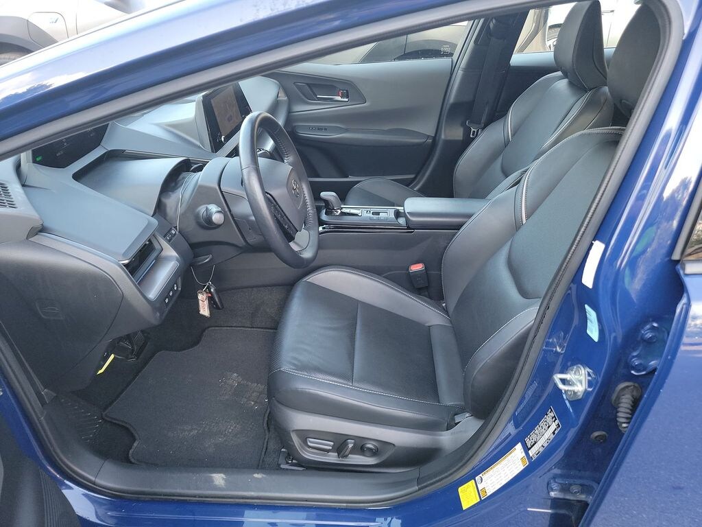 Used 2023 Toyota Prius XLE Hatchback