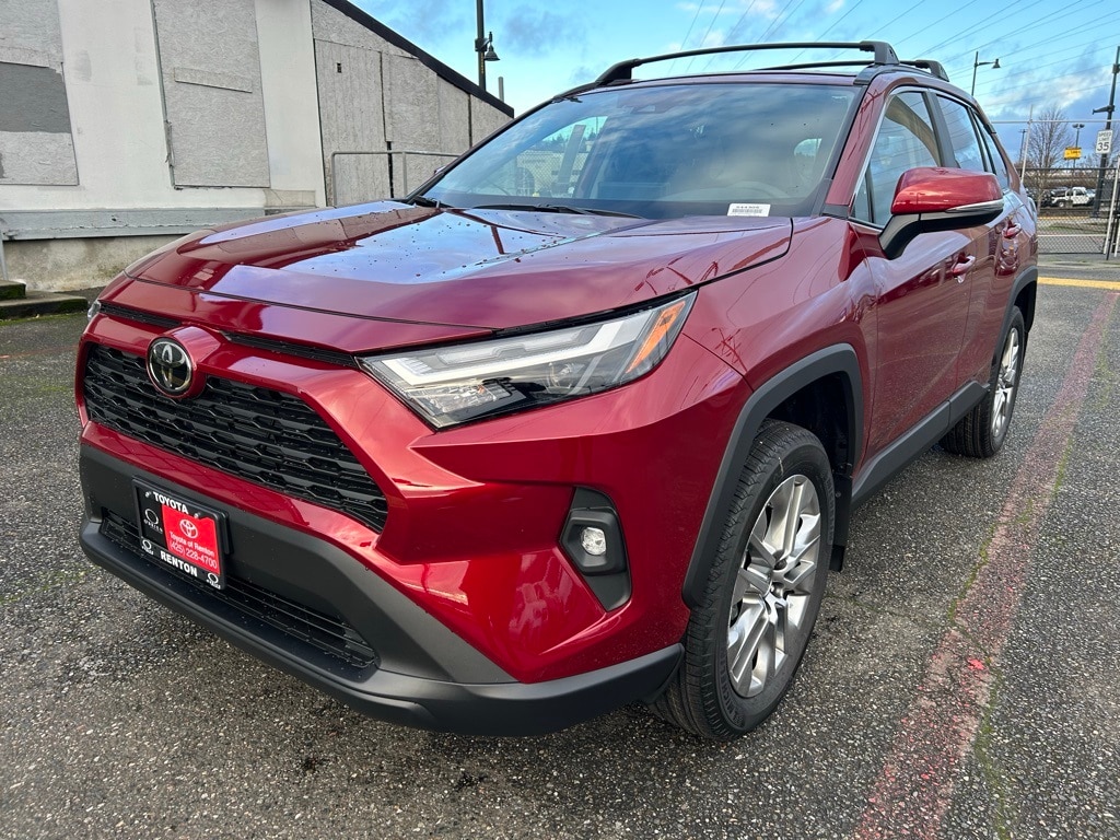 2025 Toyota RAV4 XLE Premium's photo