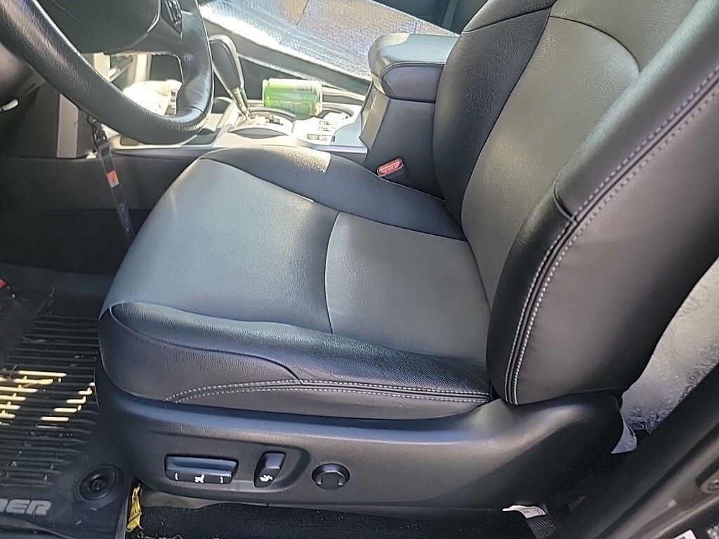 2019 Toyota 4Runner SR5 photo 2