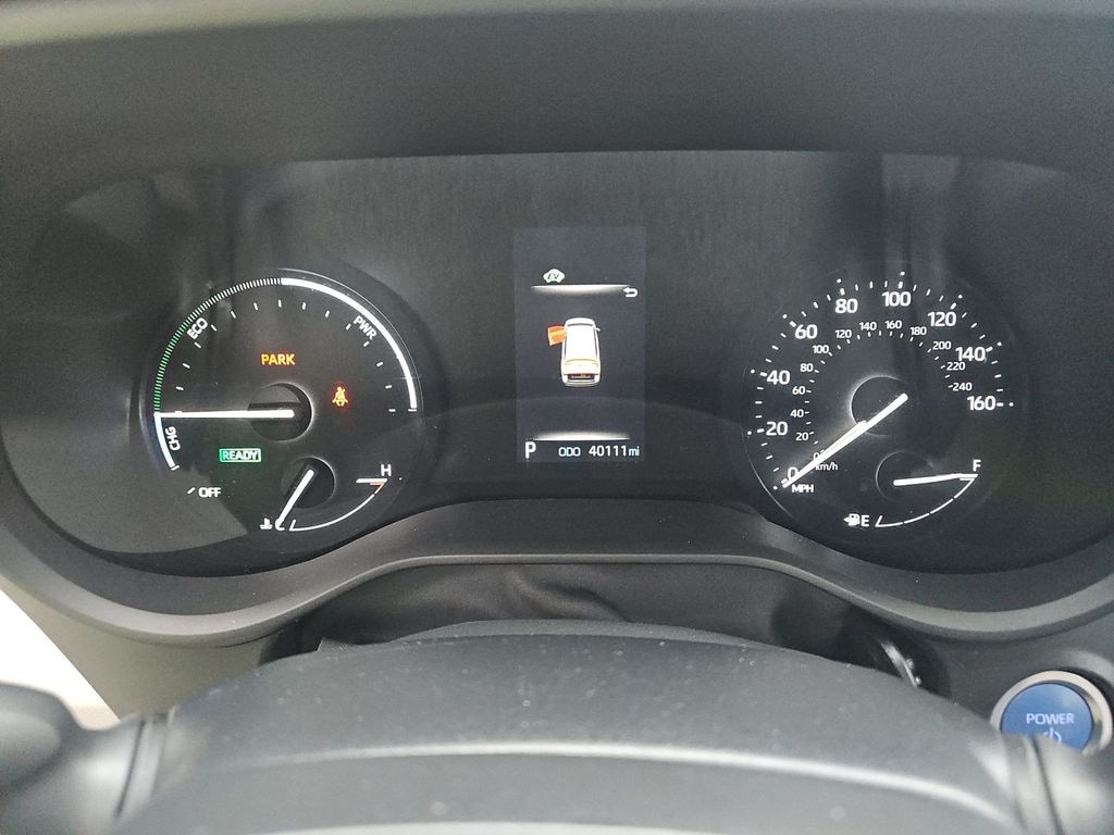 Used 2024 Toyota Sienna LE Minivan/Van