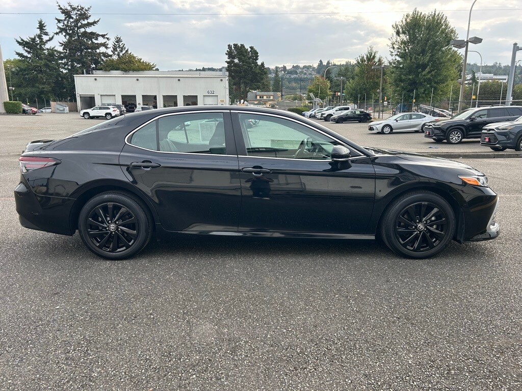 2023 Toyota Camry LE photo 2