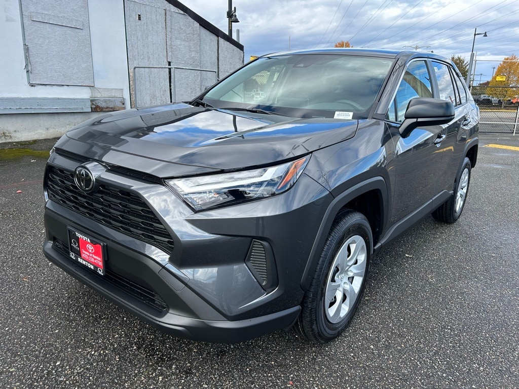 New 2025 Toyota RAV4 LE LE AWD SUV