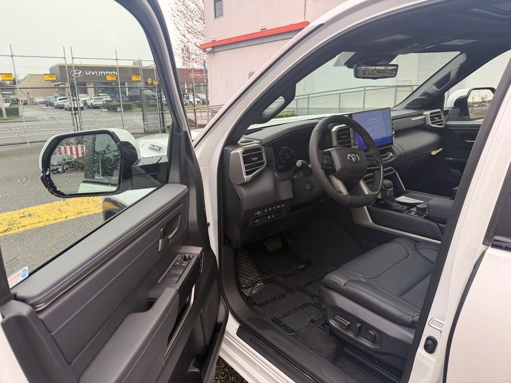 2026 Toyota Sequoia Platinum - Photo 9