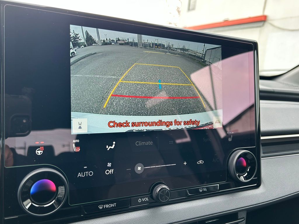 2026 Toyota bZ XLE - Photo 23