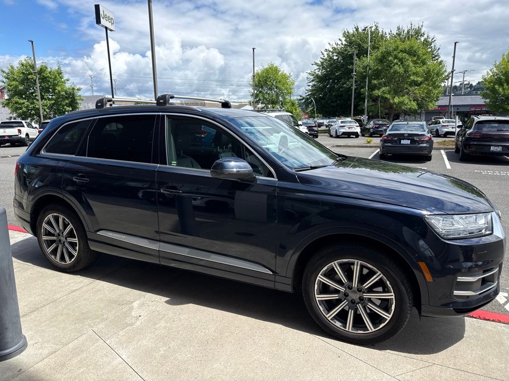 2017 Audi Q7 3.0T quattro tiptronic Premium Plus's photo