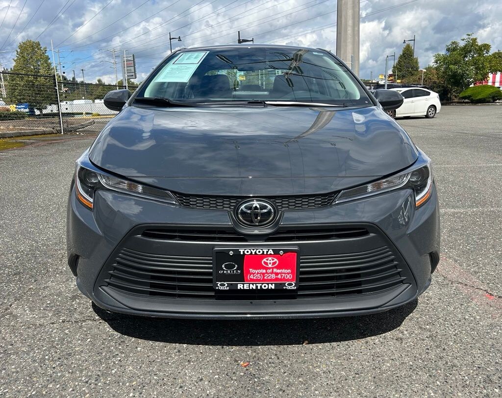 Certified 2025 Toyota Corolla LE Sedan