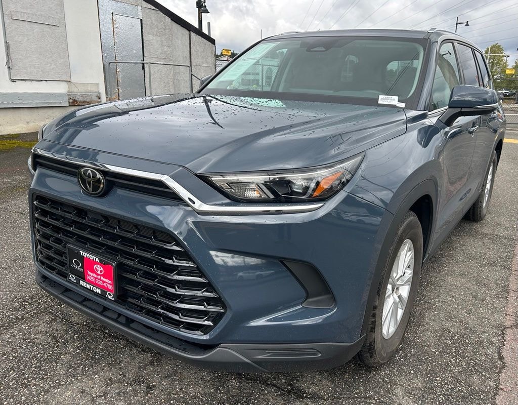 Certified 2025 Toyota Grand Highlander XLE SUV