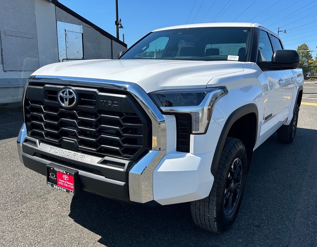 New 2026 Toyota Tundra SR5 SR5 CREWMAX 5.5