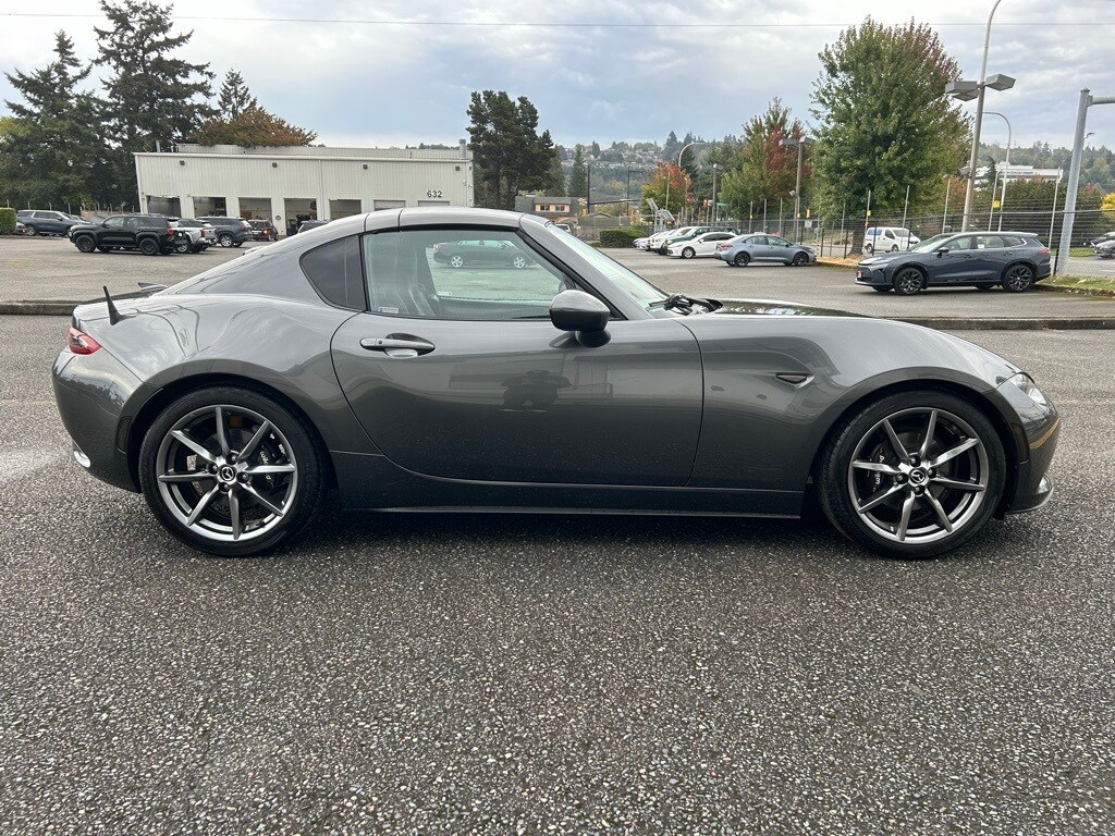 2017 Mazda MX-5 Miata RF Miata Grand Touring photo 4