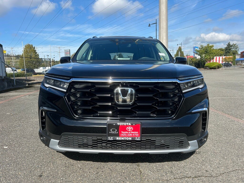 2024 Honda Pilot Elite photo 2