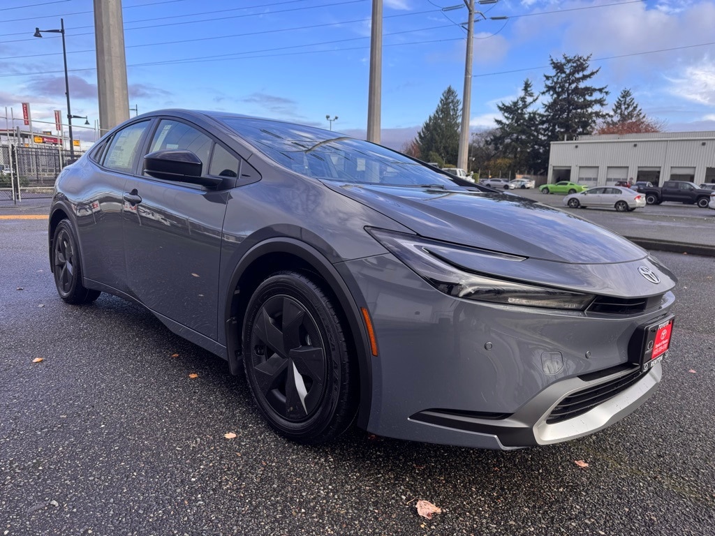 New 2026 Toyota Prius Plug-in Hybrid SE PLUG-IN HYBRID