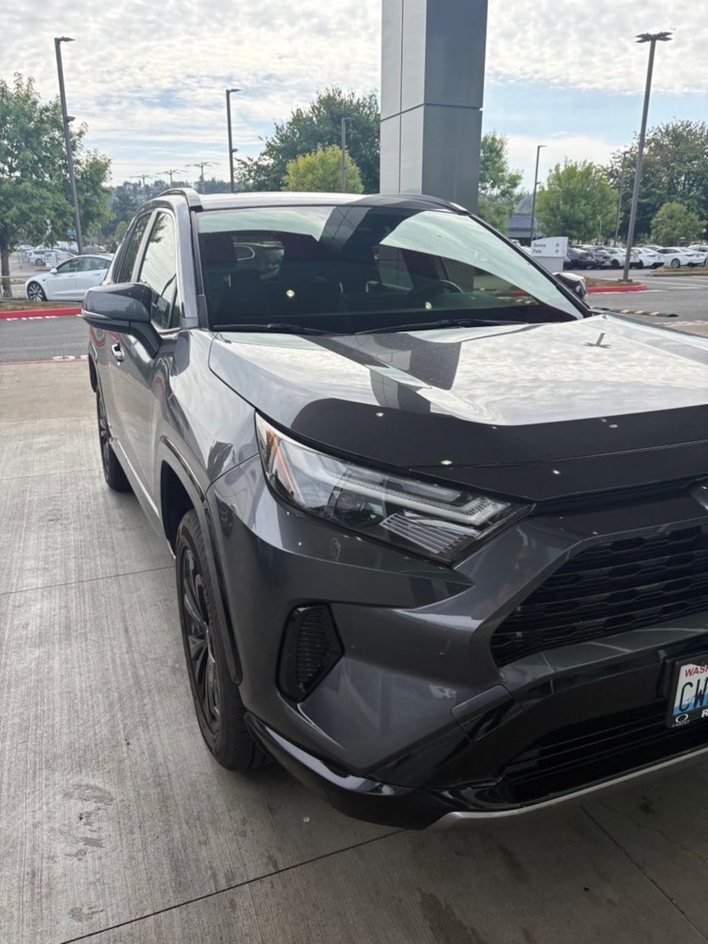 Used 2023 Toyota RAV4 Hybrid SE SUV