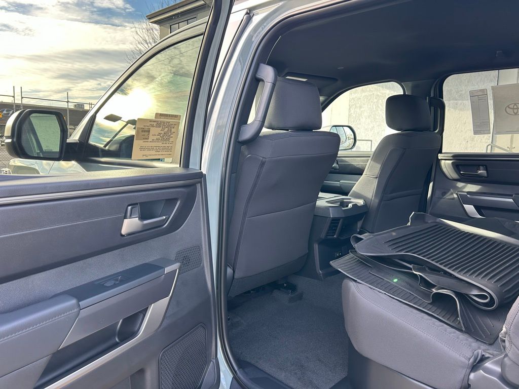 2026 Toyota Tundra SR5 - Photo 11