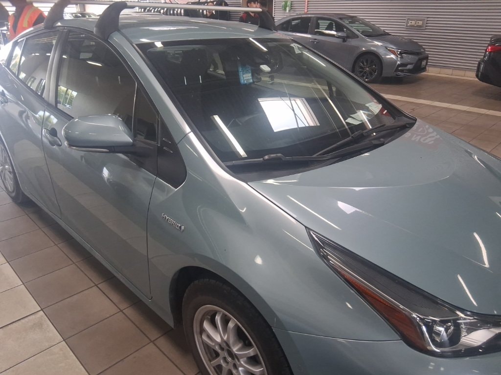 Used 2022 Toyota Prius LE Hatchback
