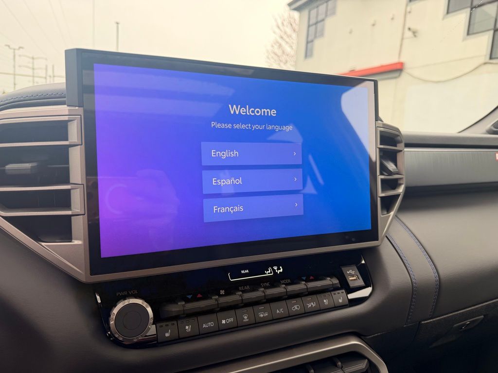 2026 Toyota Sequoia Platinum - Photo 20