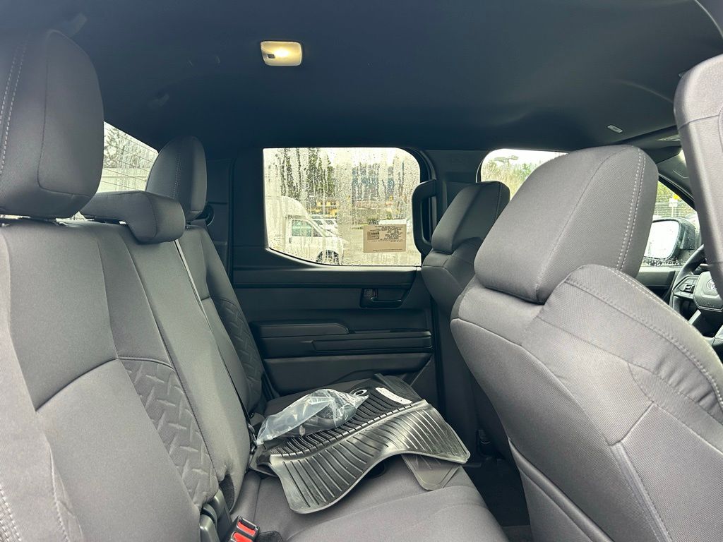 2026 Toyota Tacoma SR5 - Photo 13