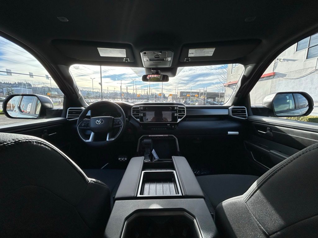 2026 Toyota Tundra SR5 - Photo 17