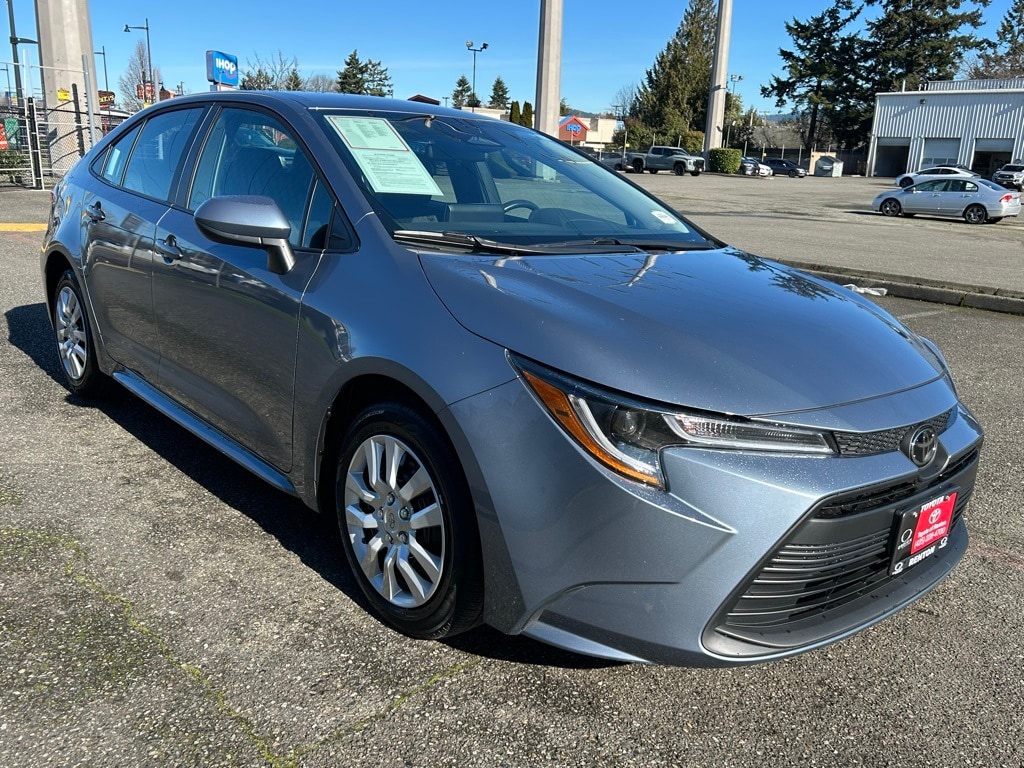 Certified 2025 Toyota Corolla LE Sedan