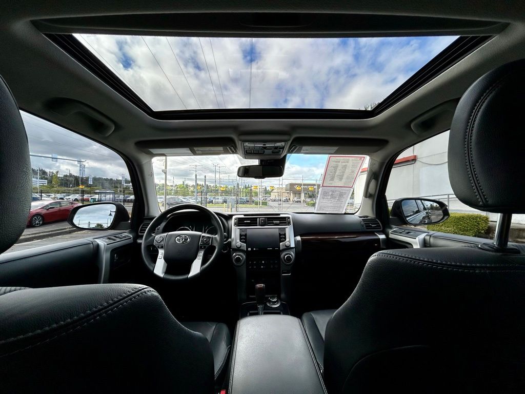 2022 Toyota 4Runner Limited - Photo 19