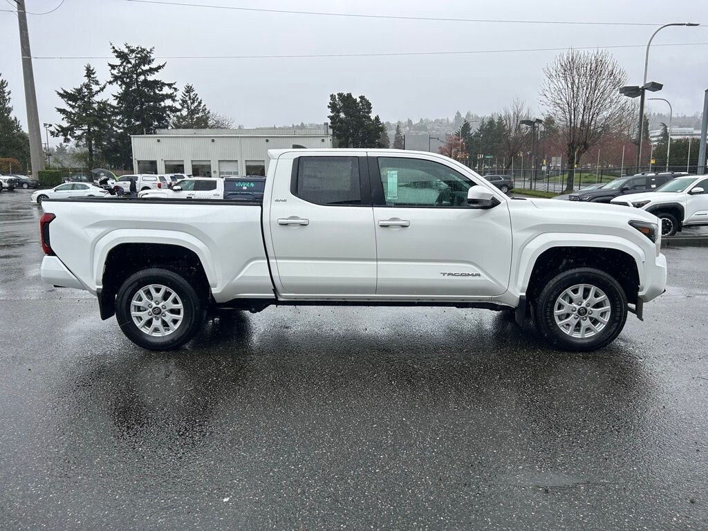New 2026 Toyota Tacoma SR5 4X4 DBL CAB LONG BED