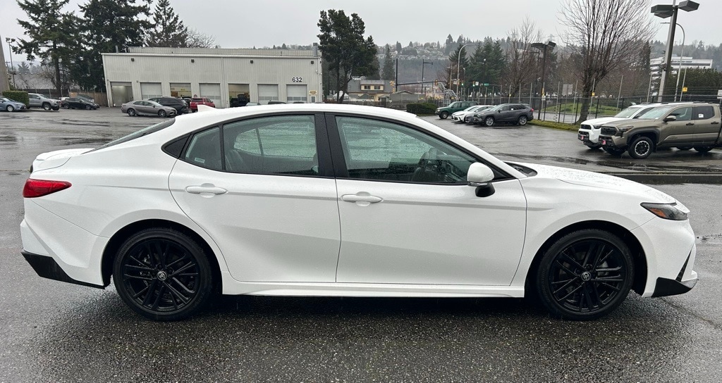 Certified 2025 Toyota Camry SE Sedan