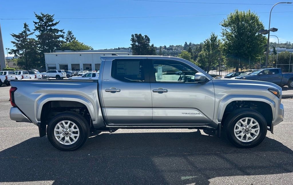 New 2026 Toyota Tacoma SR5 4X2 DOUBLE CAB