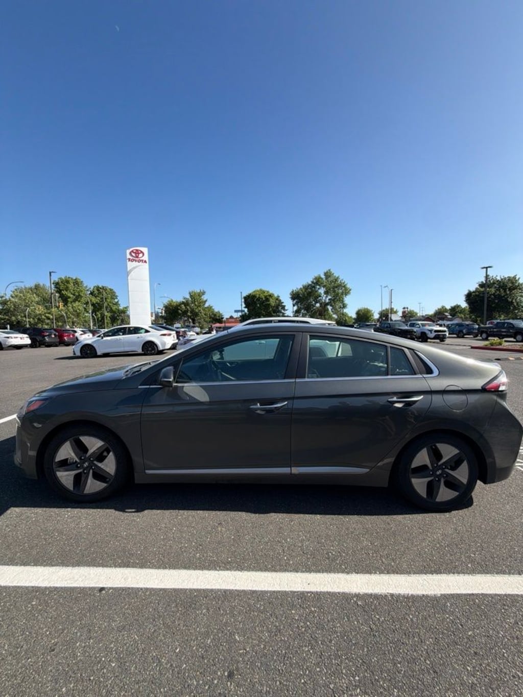Used 2022 Hyundai IONIQ Hybrid Limited Hatchback
