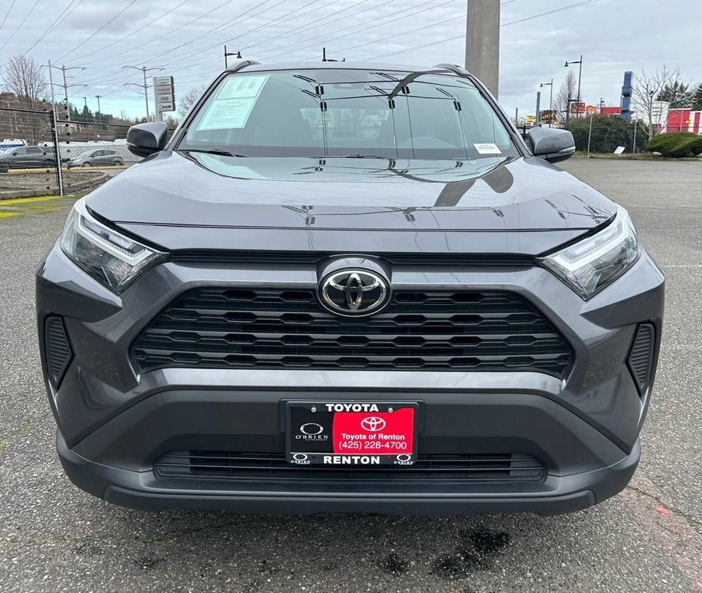 Certified 2024 Toyota RAV4 XLE with VIN 2T3P1RFV8RW462611 for sale in Kansas City