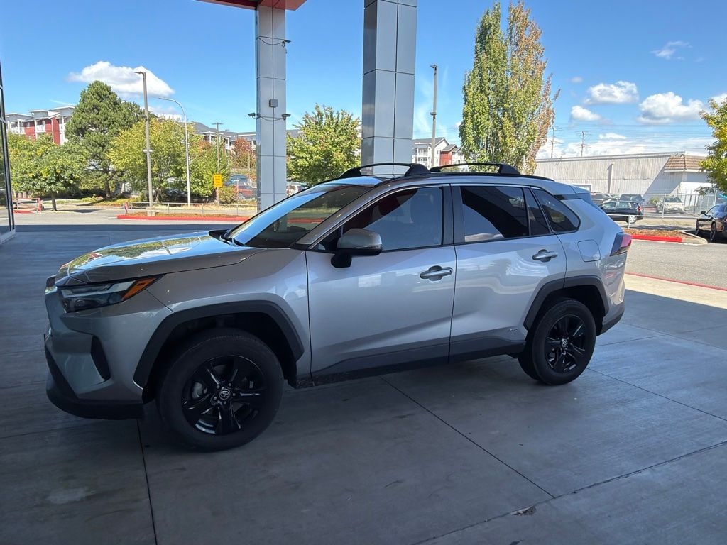 Used 2022 Toyota RAV4 Hybrid XLE SUV