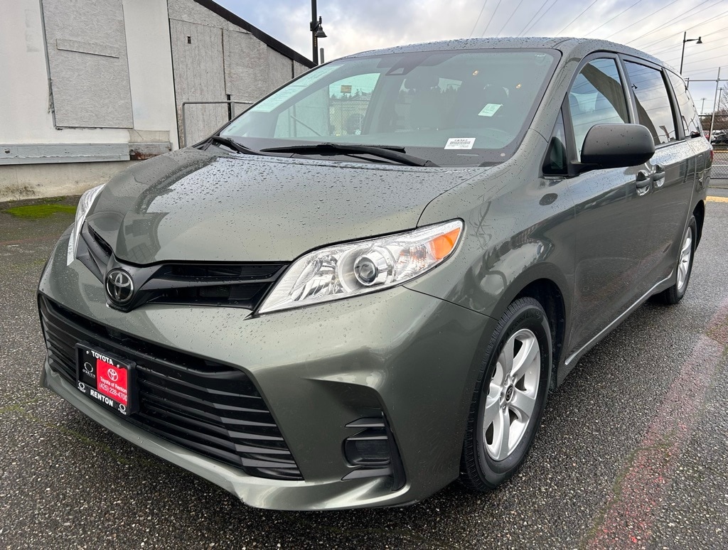 2020 Toyota Sienna L's photo