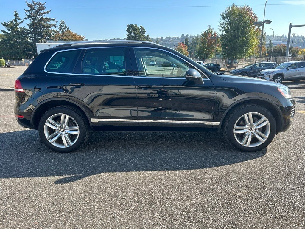 2014 Volkswagen Touareg V6 TDI photo 4