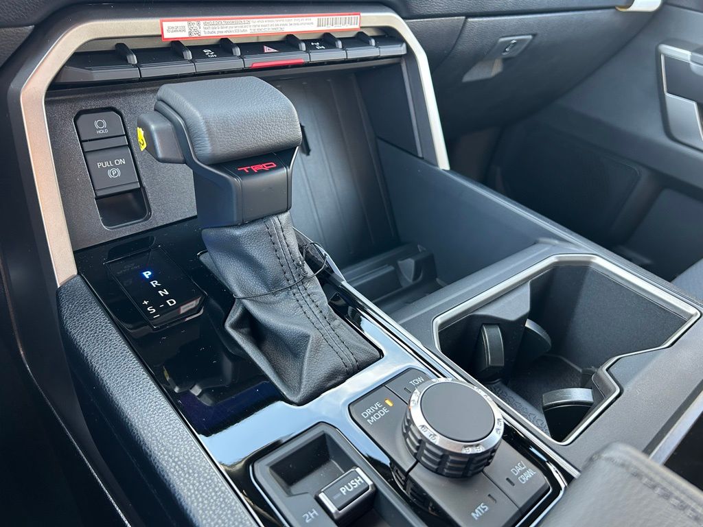 2026 Toyota Tundra SR5 - Photo 25