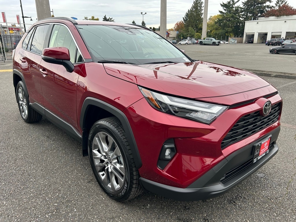 New 2025 Toyota RAV4 XLE Premium XLE PREM AWD SUV