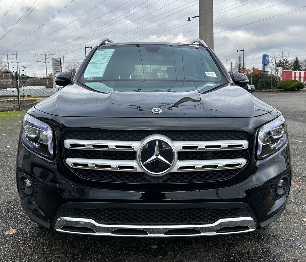 2023 Mercedes Benz GLB 250 4MATIC photo 2