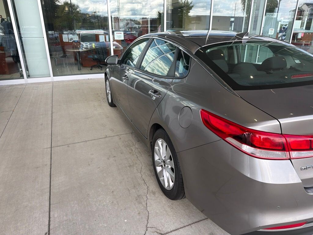 Used 2018 Kia Optima LX Sedan