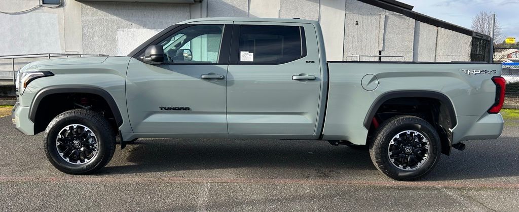 2026 Toyota Tundra SR5 - Photo 8