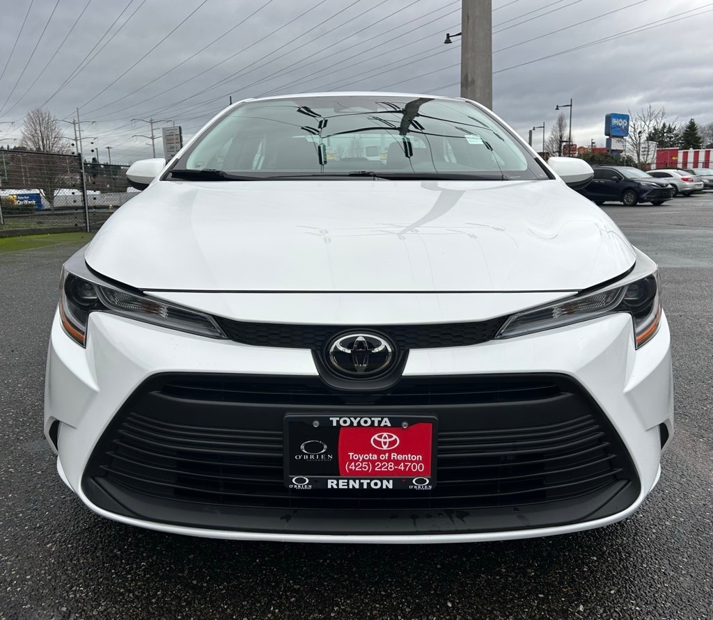 Certified 2024 Toyota Corolla LE with VIN 5YFB4MDE9RP138164 for sale in Kansas City