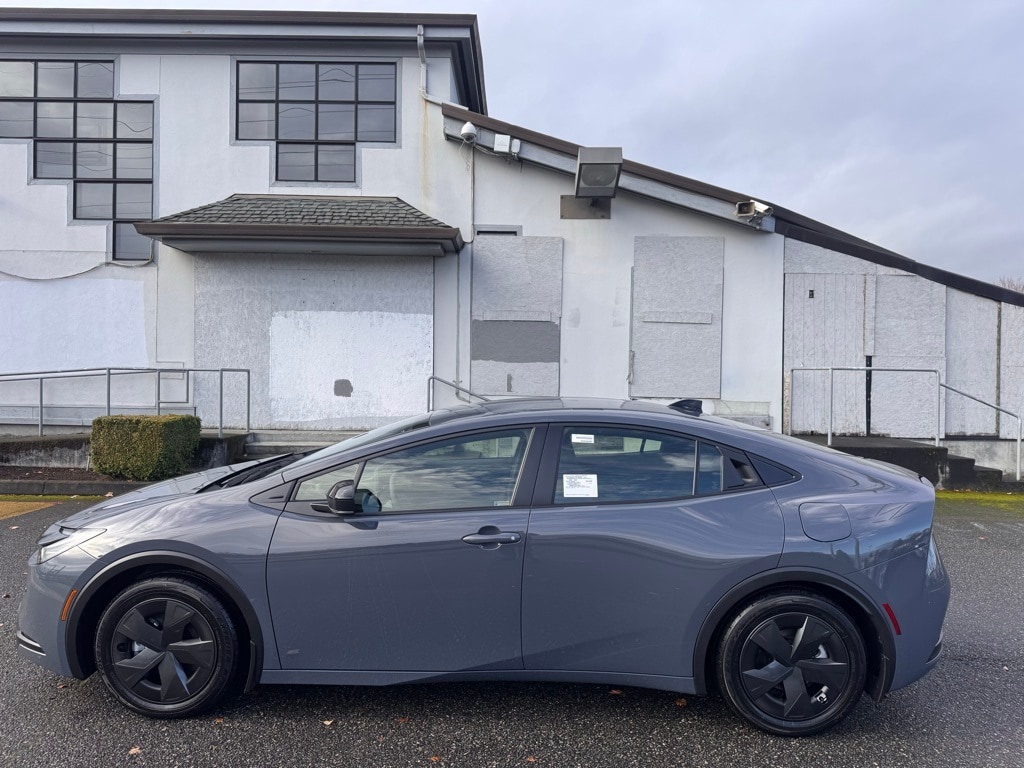 New 2026 Toyota Prius Plug-in Hybrid SE PLUG-IN HYBRID